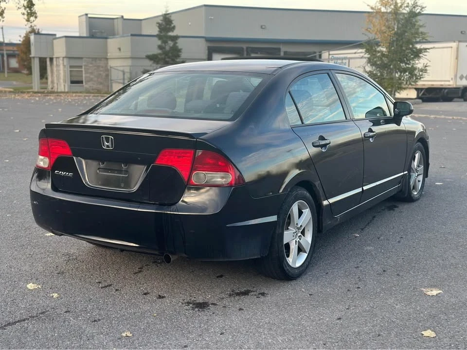 2010 Honda Civic 8th Gen - Image 4 of 12