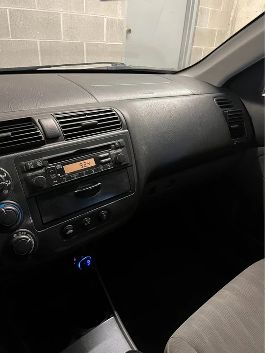 2010 Honda Civic 8th Gen - Image 10 of 10