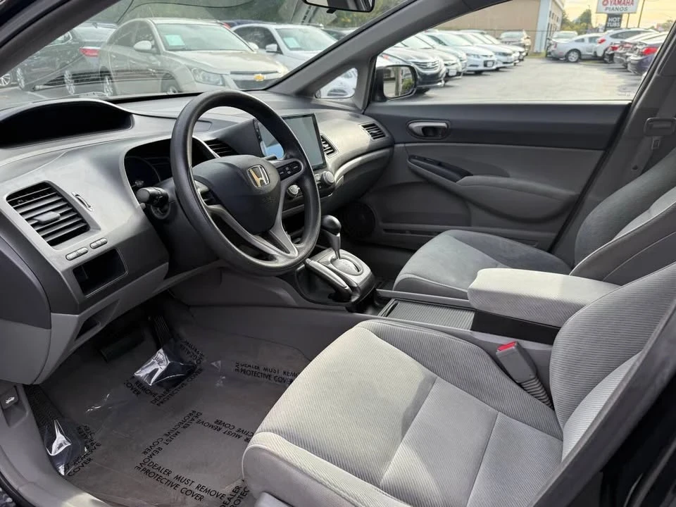 2010 Honda Civic 8th Gen - Image 13 of 20