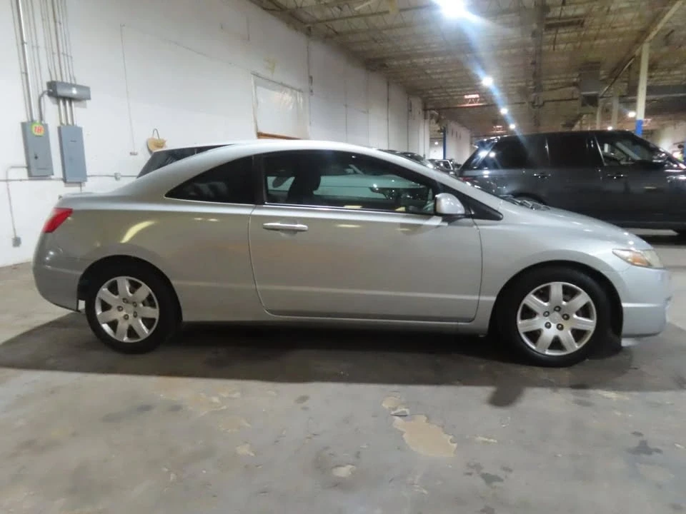 2010 Honda Civic 8th Gen - Image 4 of 20