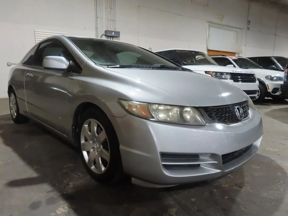 2010 Honda Civic 8th Gen - Image 3 of 20