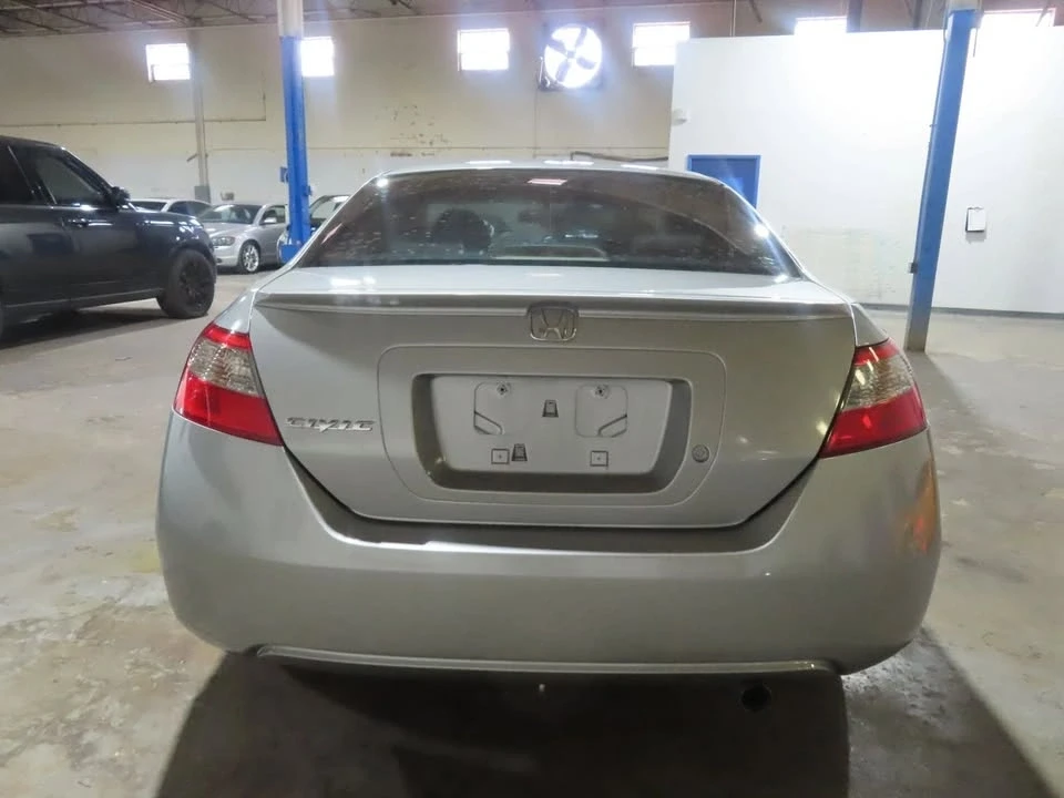 2010 Honda Civic 8th Gen - Image 6 of 20