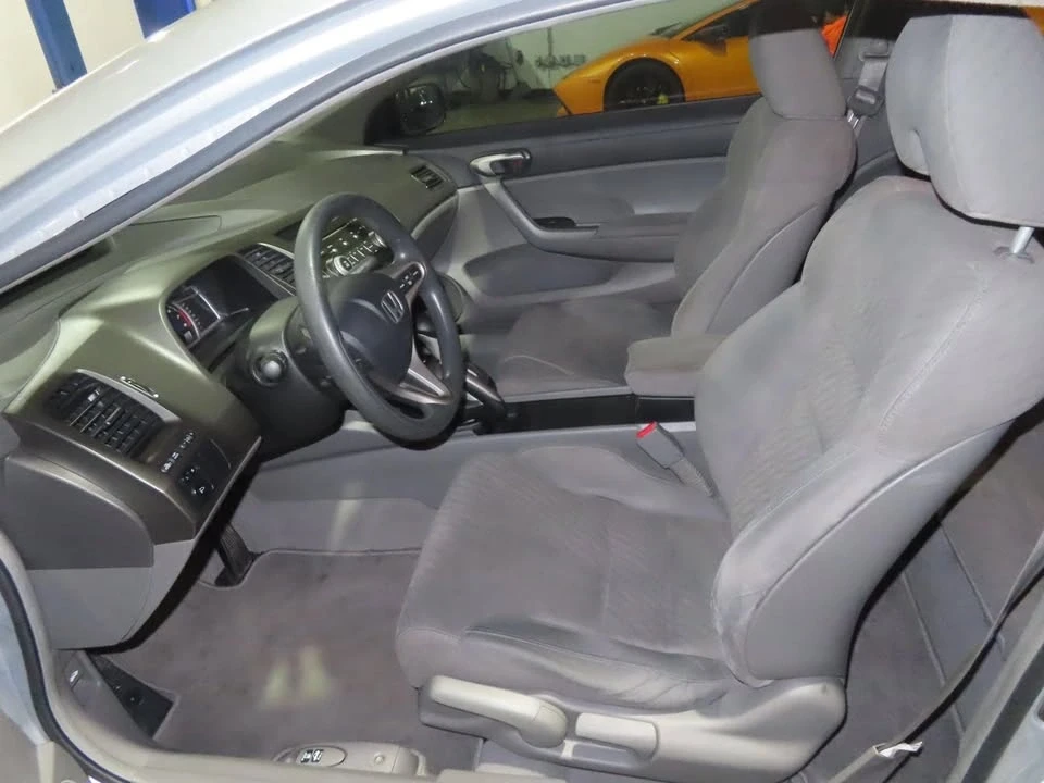 2010 Honda Civic 8th Gen - Image 12 of 20