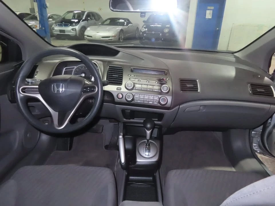 2010 Honda Civic 8th Gen - Image 17 of 20