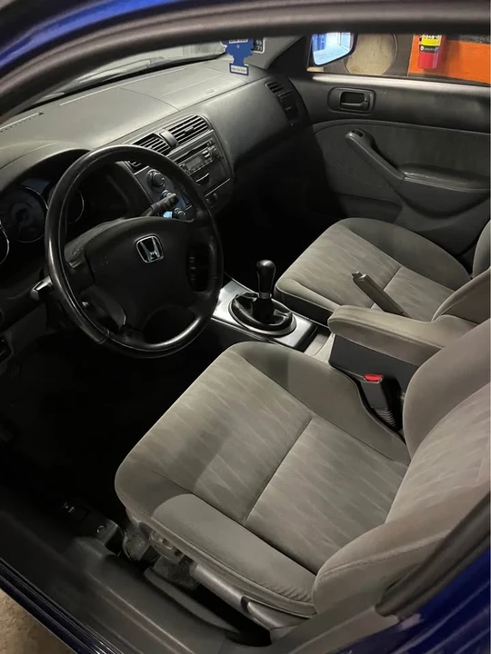 2010 Honda Civic 8th Gen - Image 8 of 10