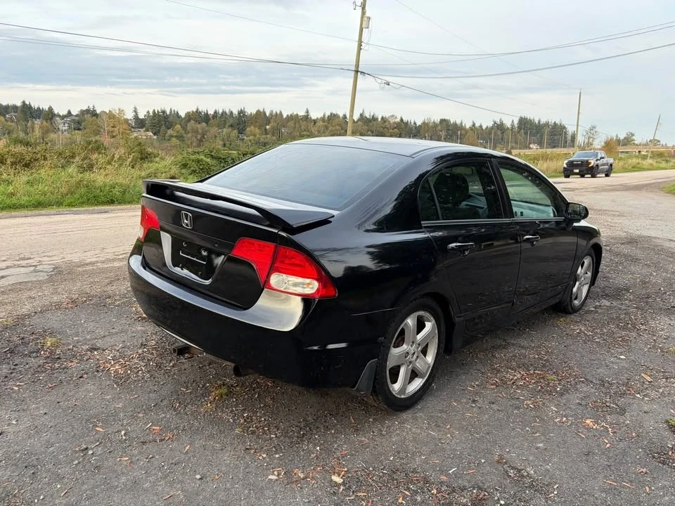 2010 Honda Civic 8th Gen - Image 6 of 15