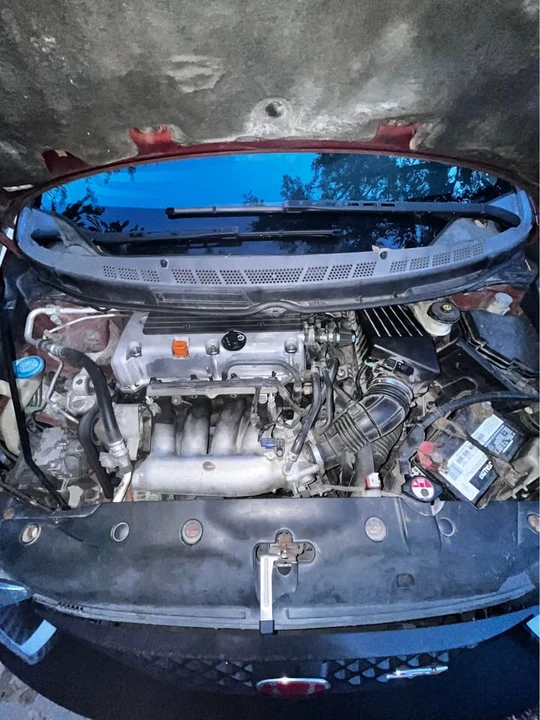 2010 Honda Civic 8th Gen - Image 14 of 17