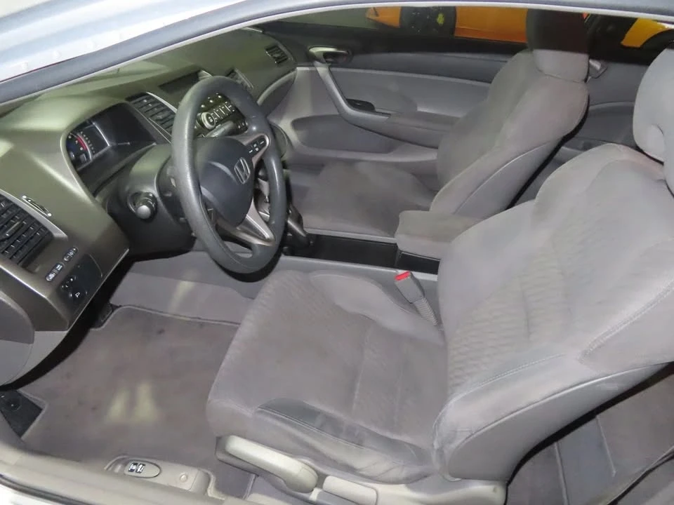 2010 Honda Civic 8th Gen - Image 13 of 20