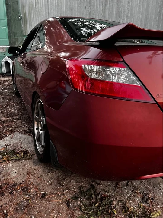 2010 Honda Civic 8th Gen - Image 8 of 17