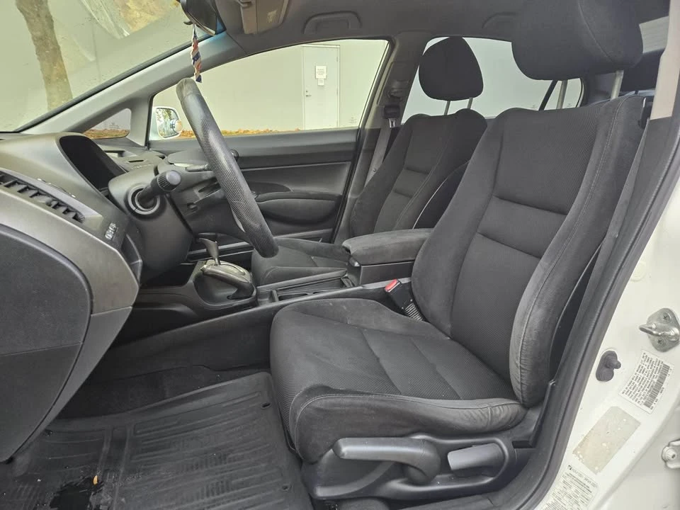 2010 Honda Civic 8th Gen - Image 7 of 12
