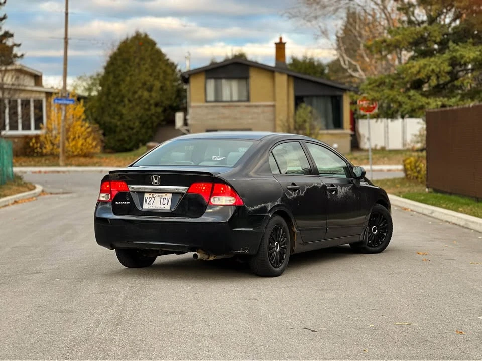 2010 Honda Civic 8th Gen - Image 5 of 18