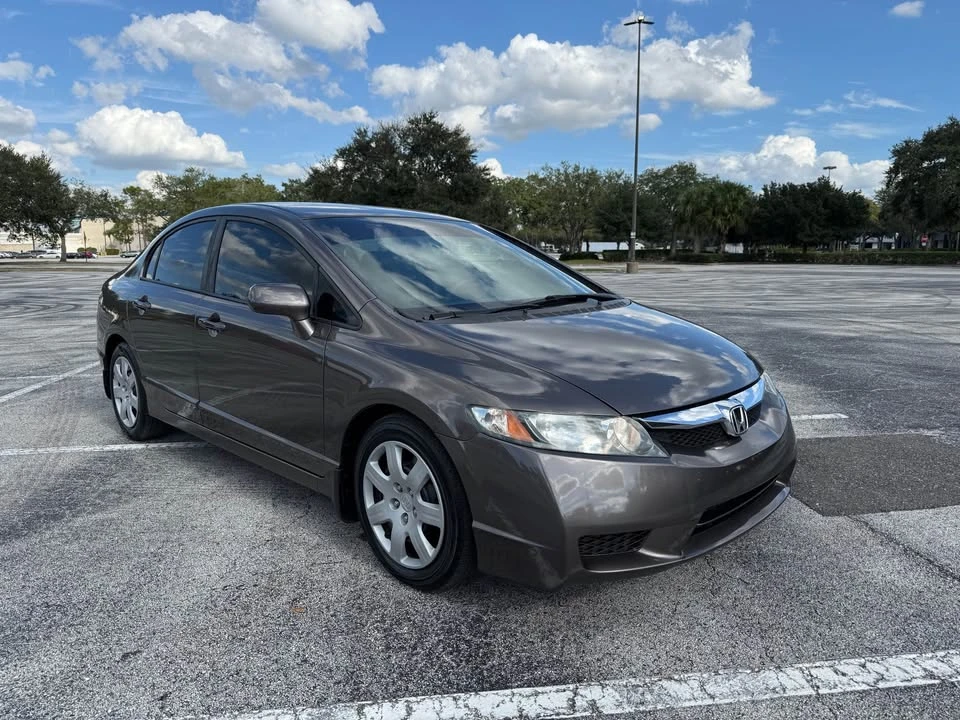 2010 Honda Civic 8th Gen - Image 7 of 14
