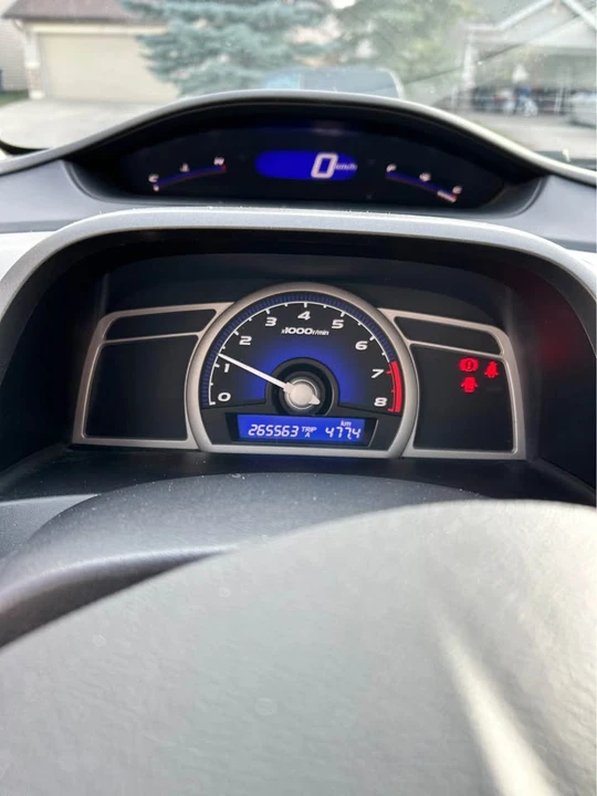 2010 Honda Civic 8th Gen - Image 11 of 20