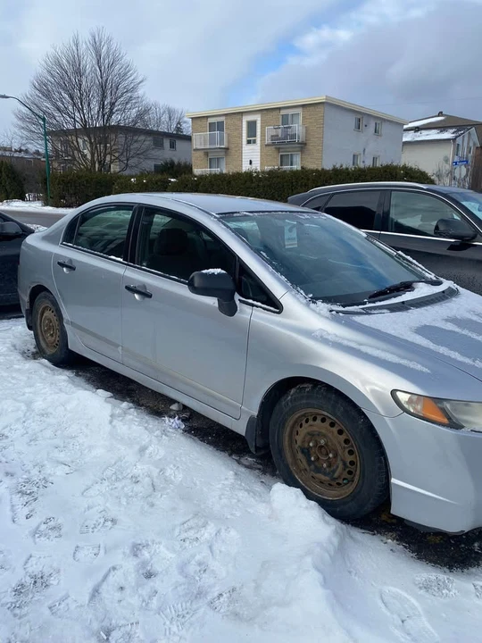 2010 Honda Civic 8th Gen - Image 5 of 10