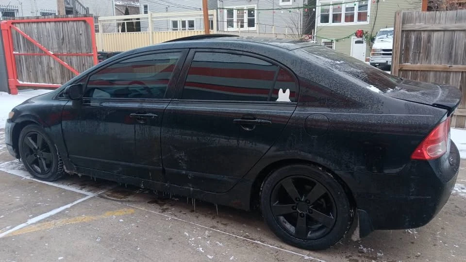 2010 Honda Civic 8th Gen - Image 15 of 20