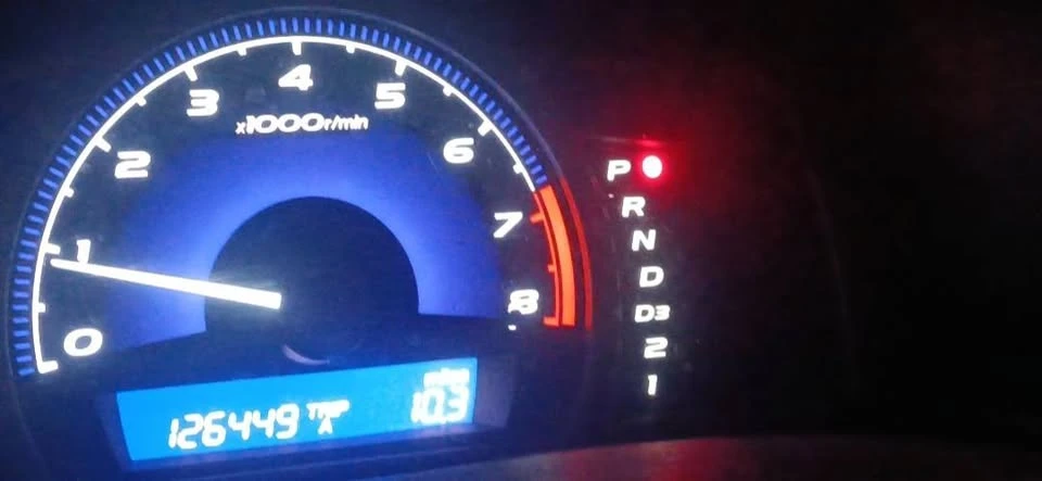 2010 Honda Civic 8th Gen - Image 3 of 20