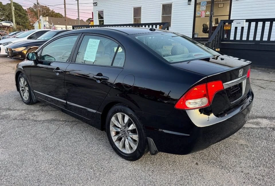 2010 Honda Civic 8th Gen - Image 6 of 19
