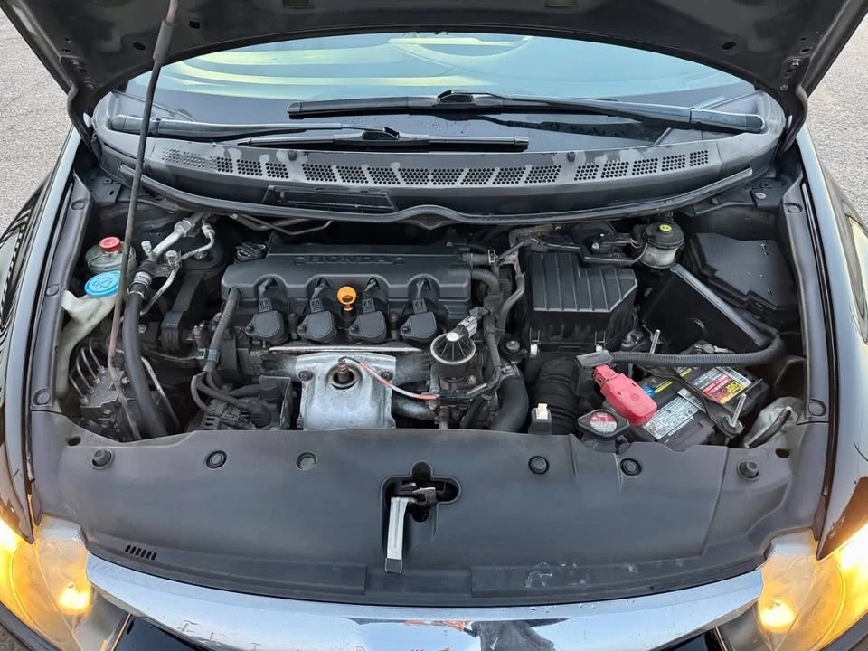 2010 Honda Civic 8th Gen - Image 11 of 19