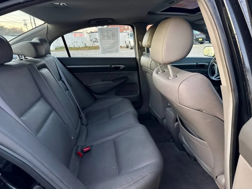 2010 Honda Civic 8th Gen - Image 15 of 19