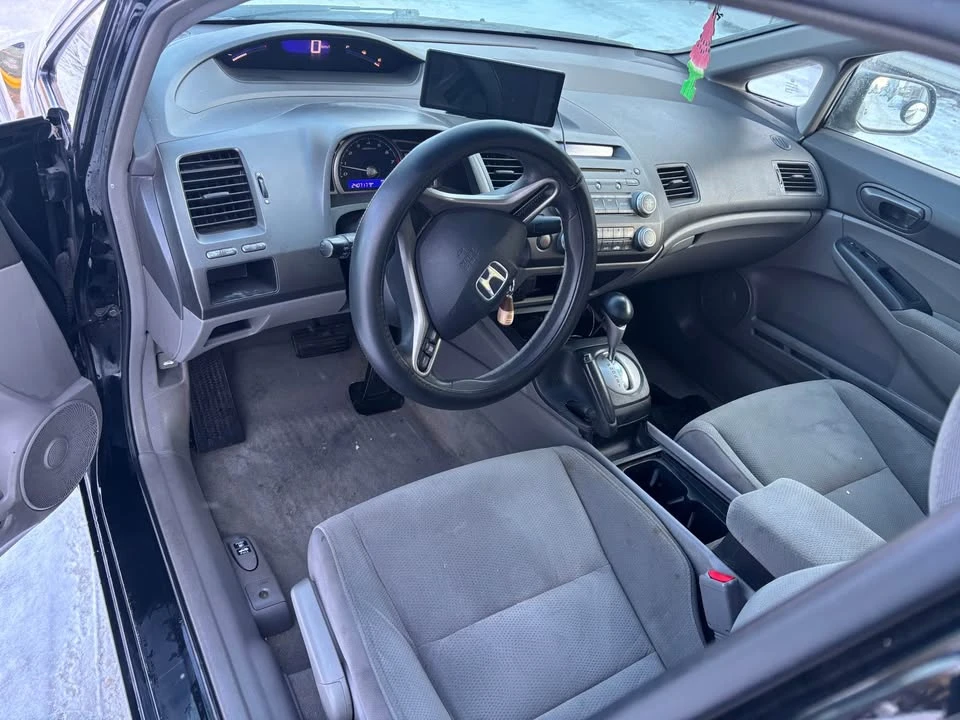 2010 Honda Civic 8th Gen - Image 6 of 9