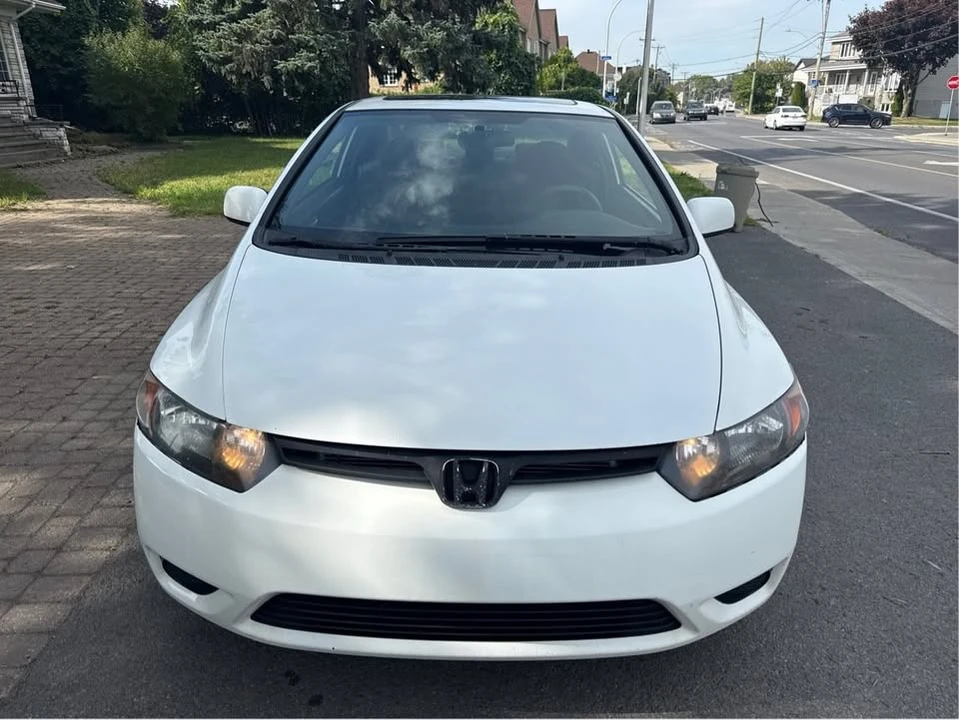 2010 Honda Civic 8th Gen - Image 8 of 20