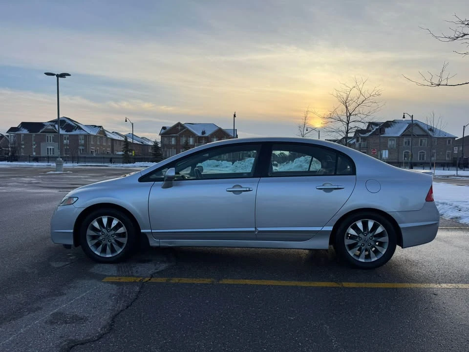 2010 Honda Civic 8th Gen - Image 11 of 12