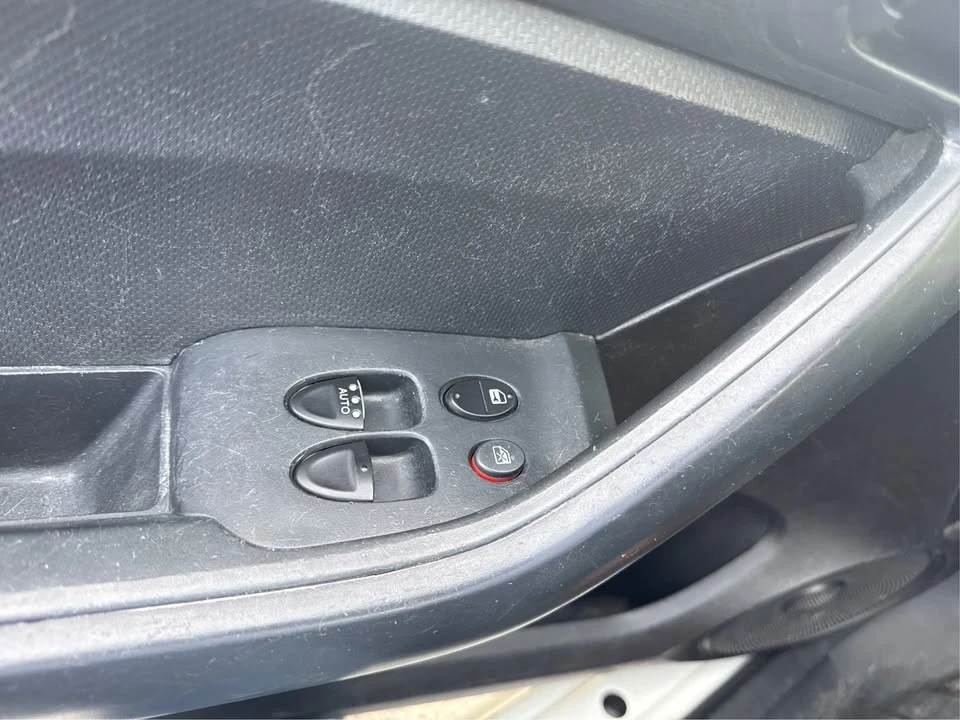 2010 Honda Civic 8th Gen - Image 18 of 20