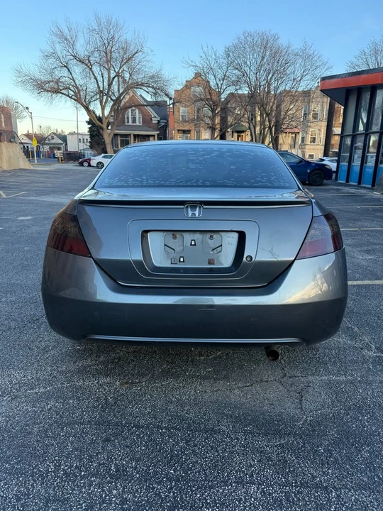 2010 Honda Civic 8th Gen - Image 8 of 10