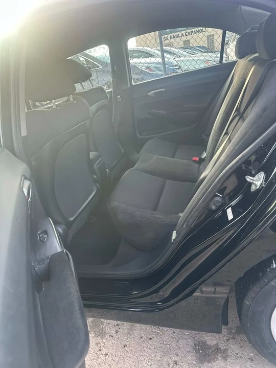 2010 Honda Civic 8th Gen - Image 6 of 10