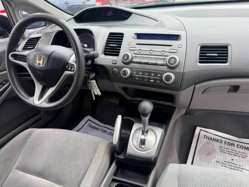 2010 Honda Civic 8th Gen - Image 15 of 19