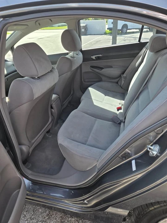 2010 Honda Civic 8th Gen - Image 7 of 7