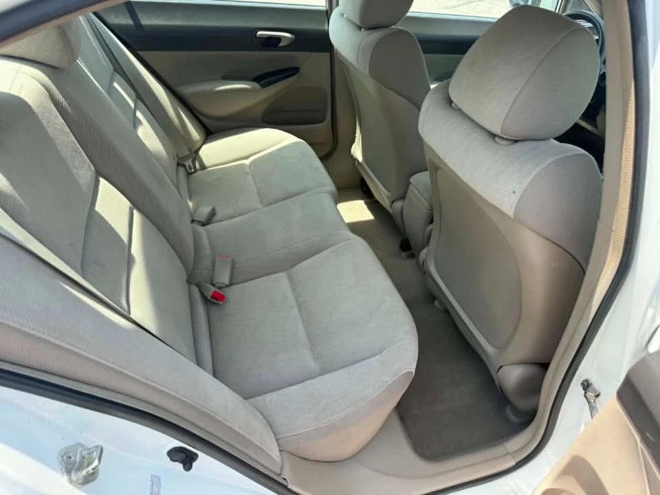 2010 Honda Civic 8th Gen - Image 12 of 15