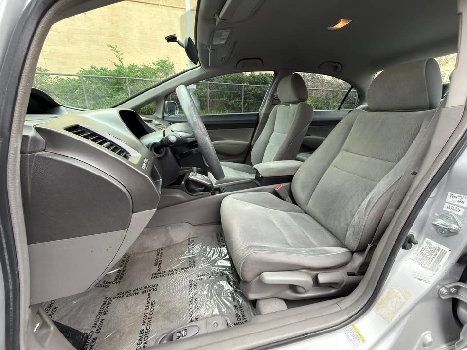 2010 Honda Civic 8th Gen - Image 9 of 19