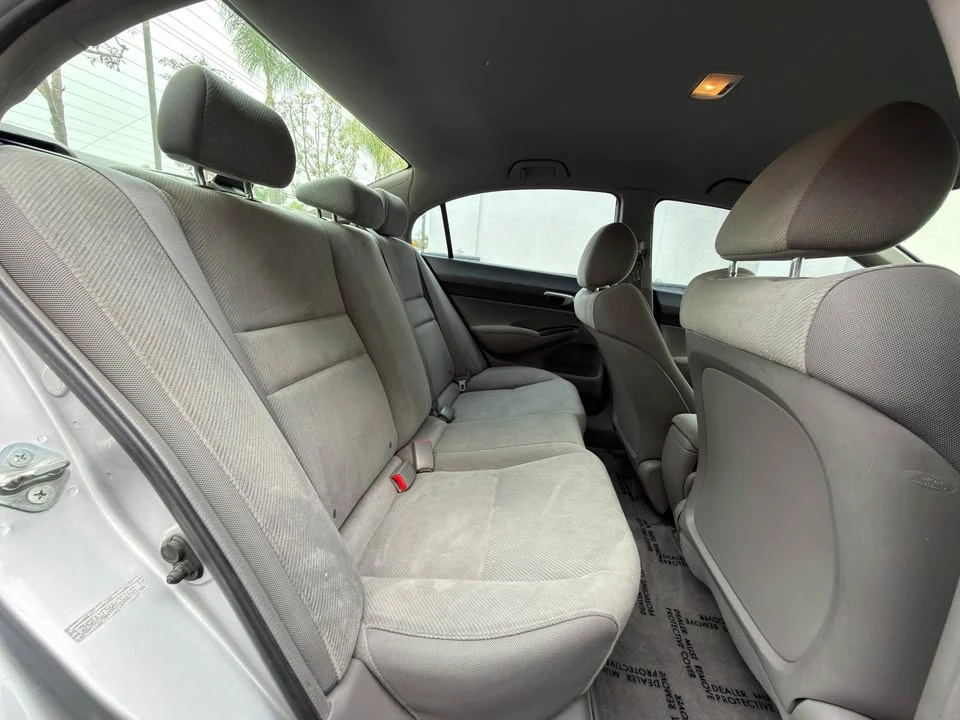 2010 Honda Civic 8th Gen - Image 11 of 19