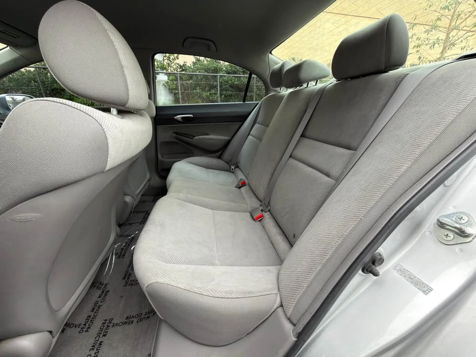 2010 Honda Civic 8th Gen - Image 12 of 19