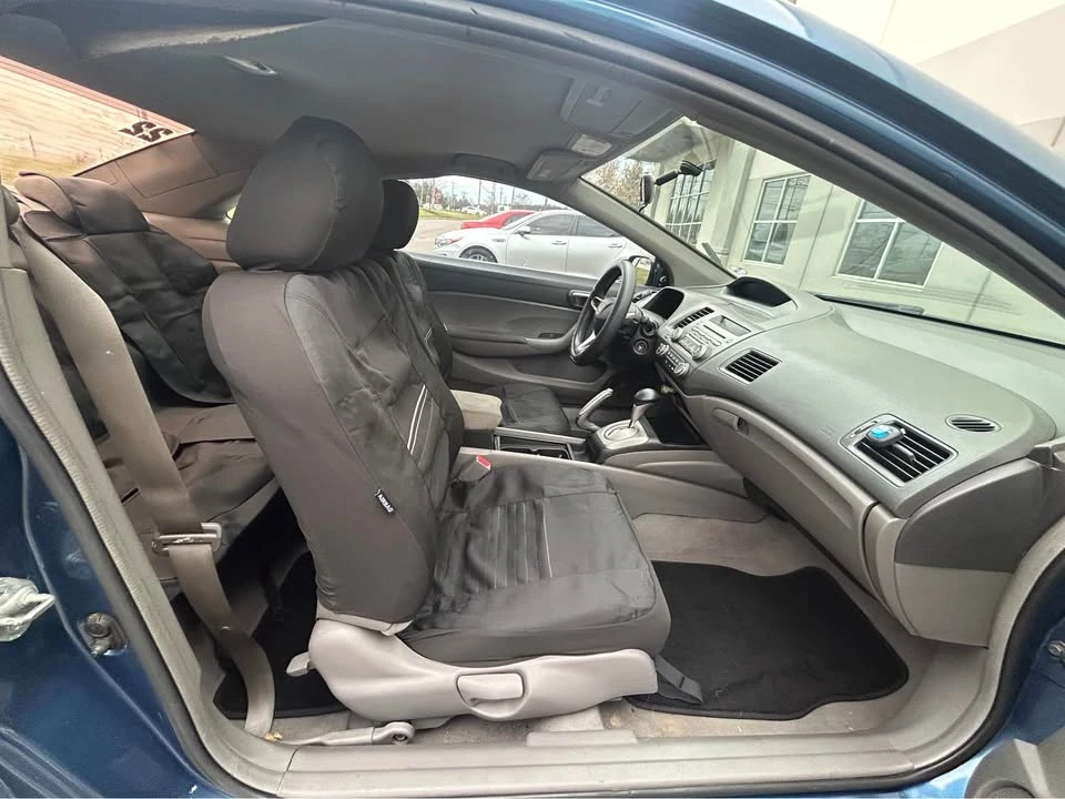 2010 Honda Civic 8th Gen - Image 8 of 10