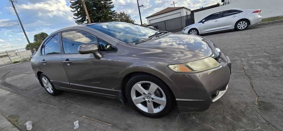 2010 Honda Civic 8th Gen - Image 11 of 11