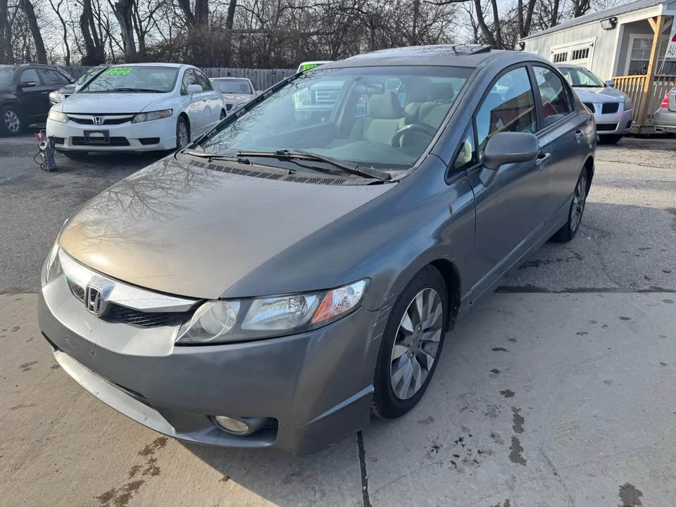 2010 Honda Civic 8th Gen - Image 6 of 13