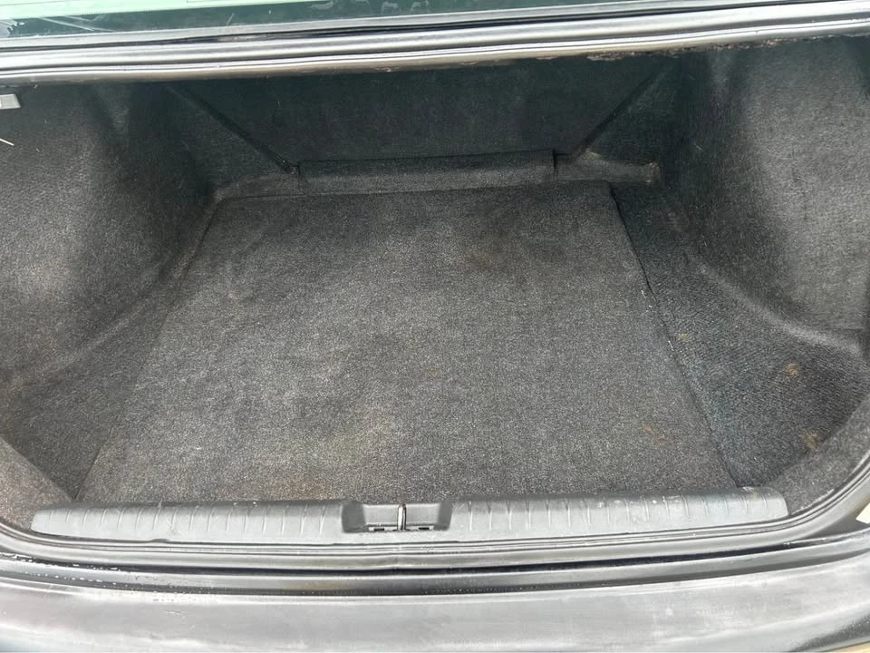 2010 Honda Civic 8th Gen - Image 10 of 13