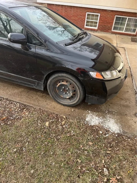 2010 Honda Civic 8th Gen - Image 5 of 7