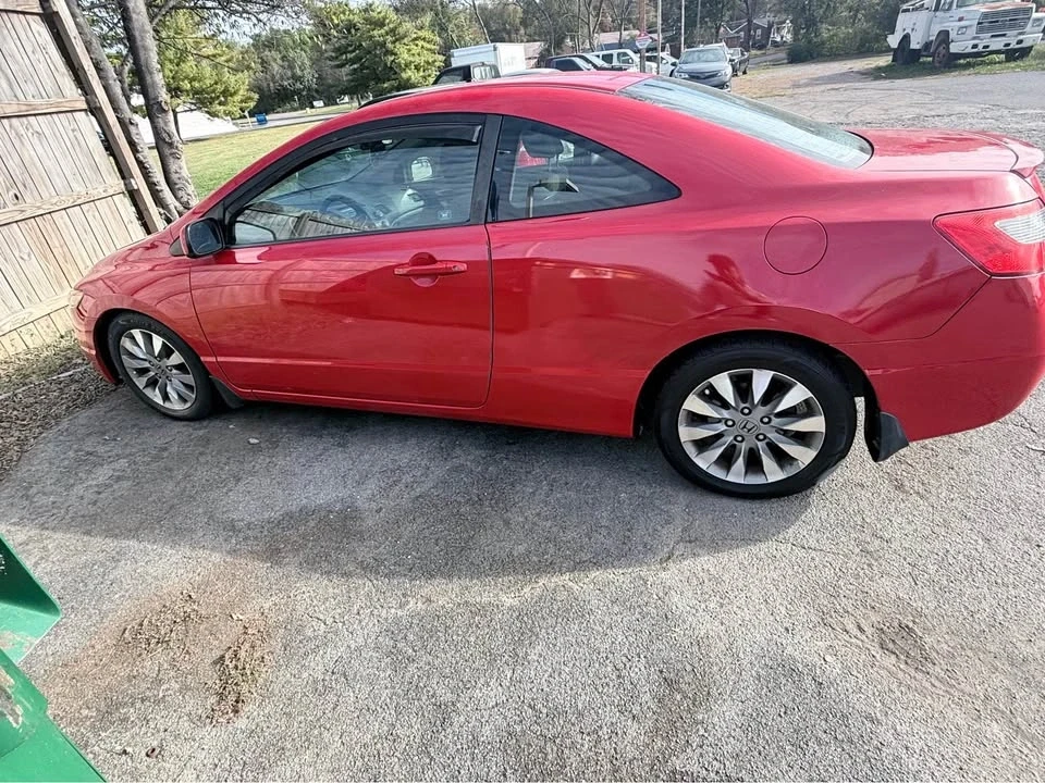 2010 Honda Civic 8th Gen - Image 9 of 9