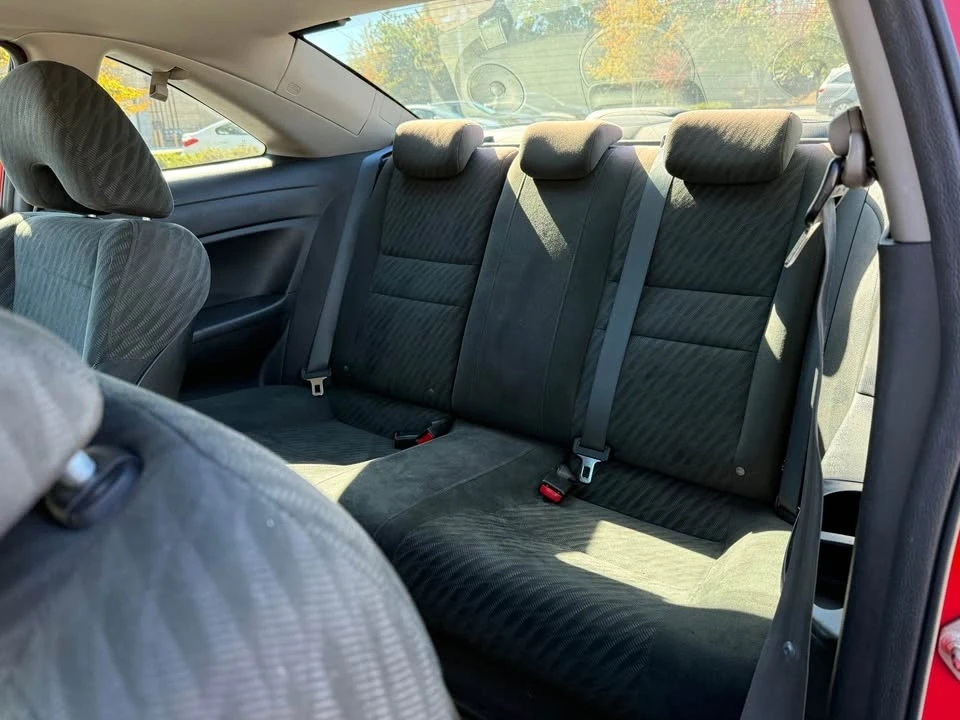 2010 Honda Civic 8th Gen - Image 14 of 15