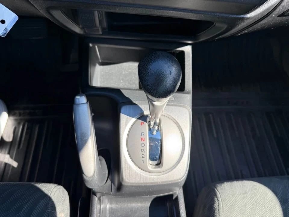 2010 Honda Civic 8th Gen - Image 10 of 15