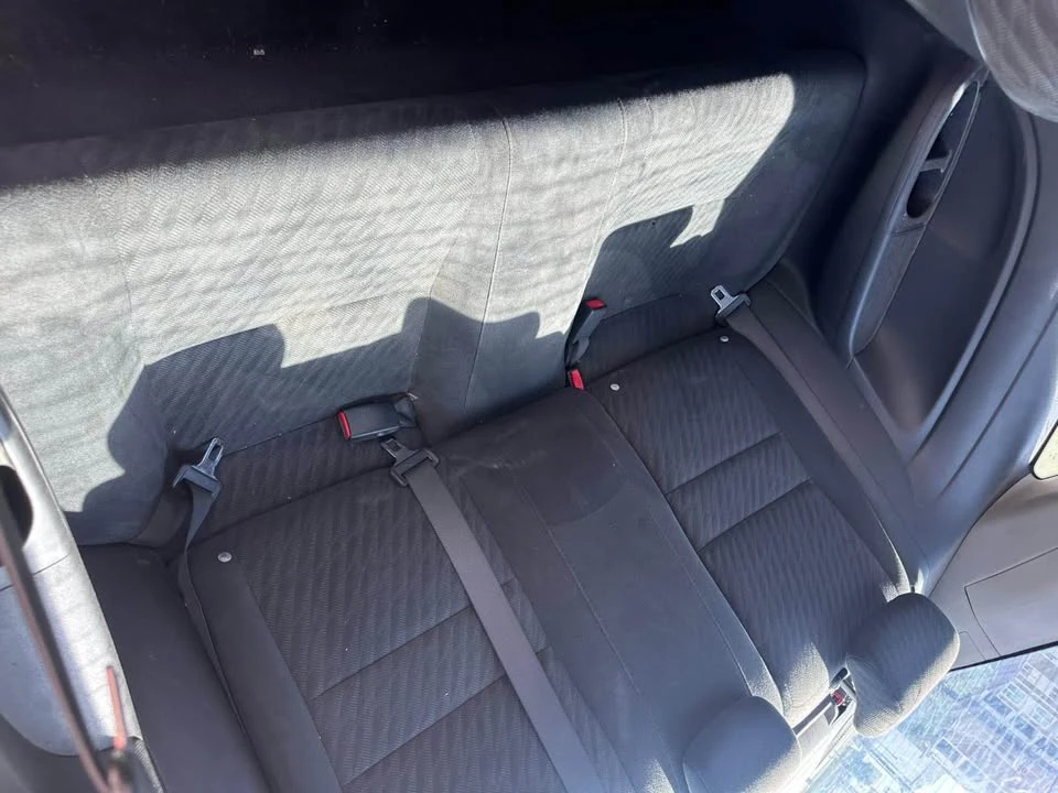 2010 Honda Civic 8th Gen - Image 7 of 7