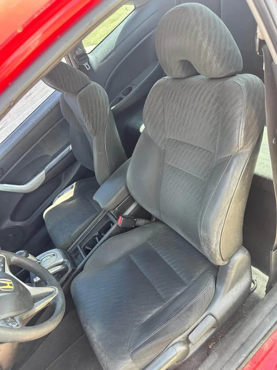 2010 Honda Civic 8th Gen - Image 5 of 7