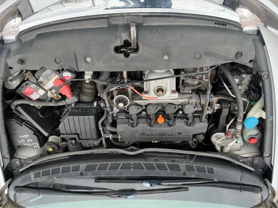 2010 Honda Civic 8th Gen - Image 6 of 7