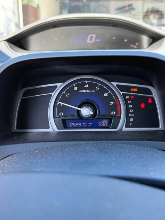 2010 Honda Civic 8th Gen - Image 10 of 13