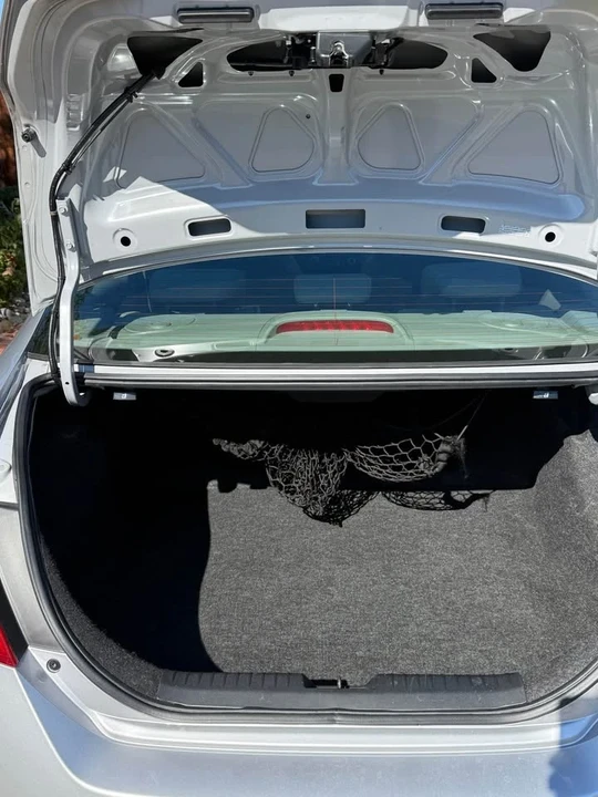2010 Honda Civic 8th Gen - Image 12 of 13