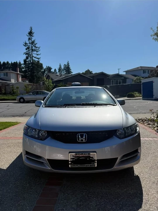 2010 Honda Civic 8th Gen - Image 7 of 13
