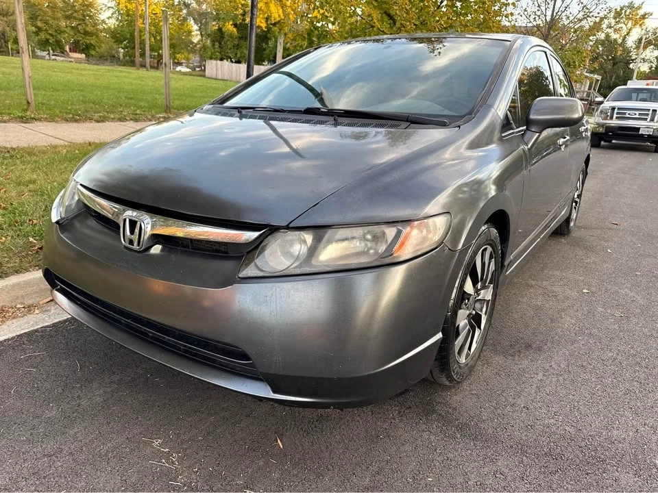 2010 Honda Civic 8th Gen - Image 8 of 18